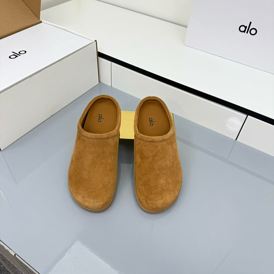 Alo Comfortable Suede Casual Slip On Ankle Boots