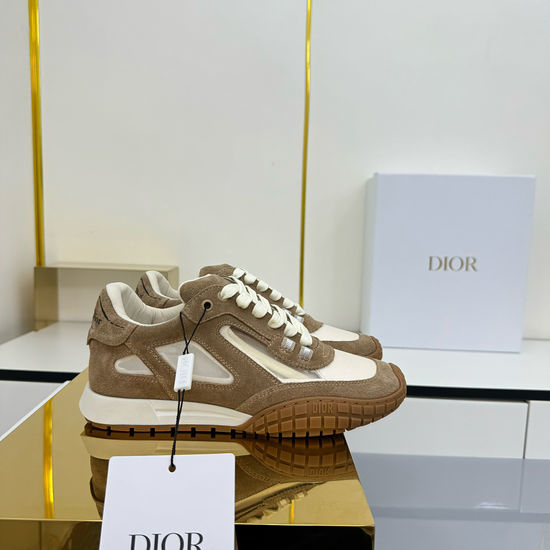 Christian Dior CD Premium Casual Sneakers with Classic Retro Design