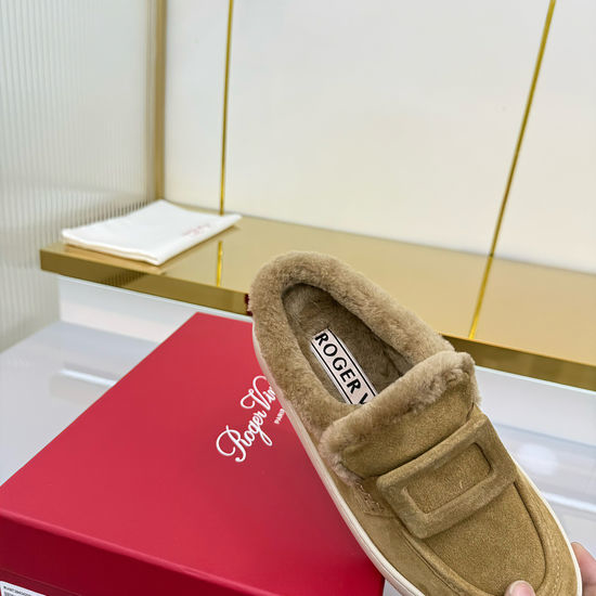 Vivienne Westhood Square Buckle Platform Loafers Soft Lining Comfortable Sole