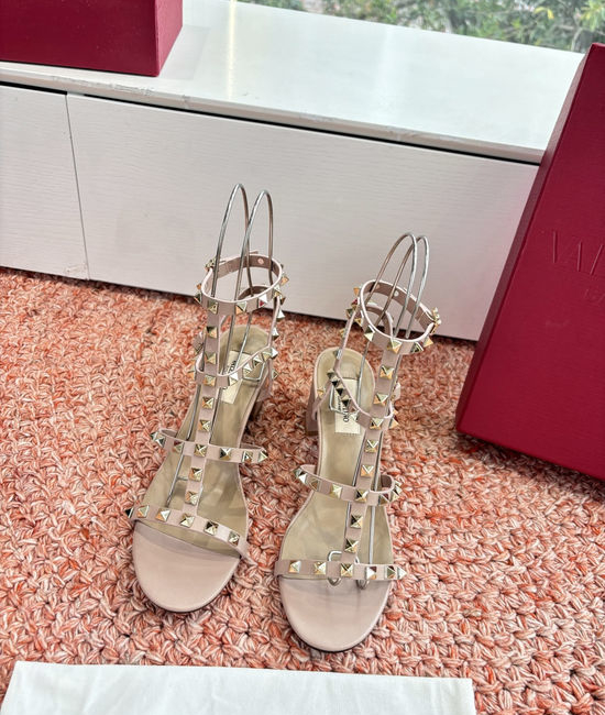 Valentino Classic Rivet Comfortable Elevating Casual Daily Shoes