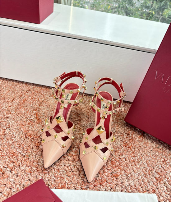 Valentino Classic Rivet Flats Comfortable Leather Sole Elevating Shoes