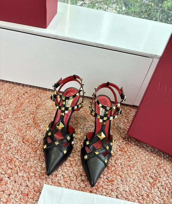 Valentino Classic Rivet Flats Comfortable Leather Sole Elevating Shoes