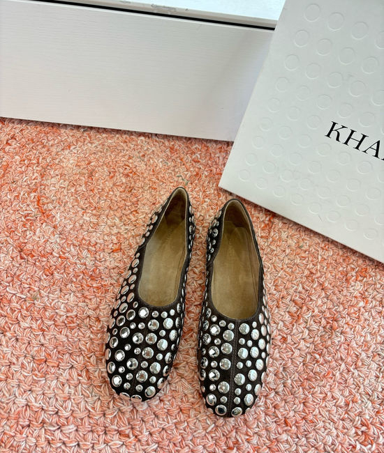 Khaite Vintage Style Leather Ballet Flats with Premium Finish