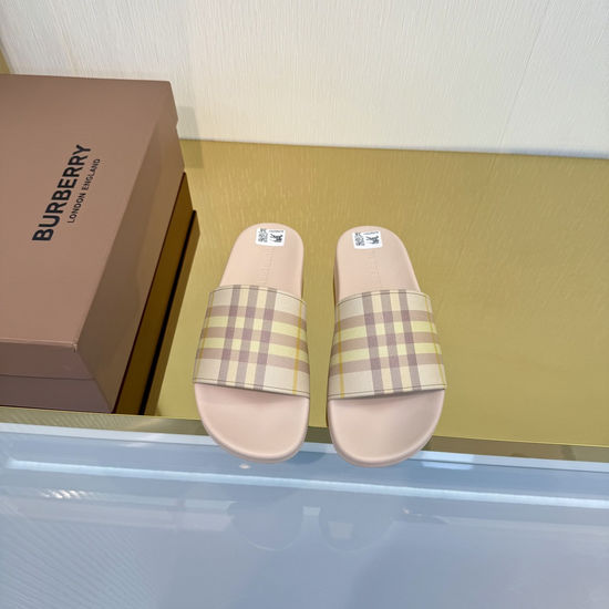 Burberry Designer Logo 3D Print Slip-on Shoes