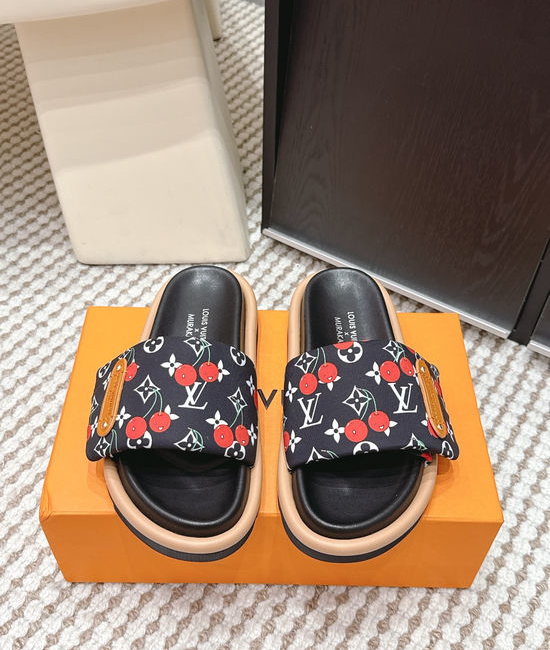 Louis Vuitton LV Printed Canvas Casual Lightweight Slide Sandals