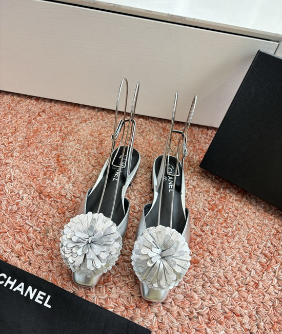 Chanel Wool Floral Embellished Flats Genuine Leather