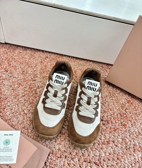 Miu Miu Suede Fabric Upper Casual Low-top Comfortable Trainers