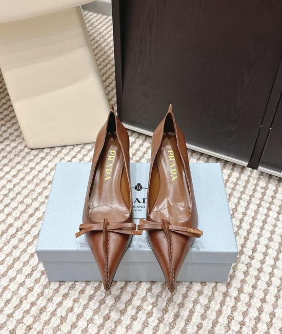 Prada Vintage Pointed Toe Bow Decor Low Heel Leather Shoes
