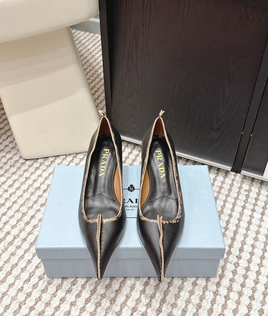 Prada Vintage Pointed-toe High-heeled Pumps with Bow Accent