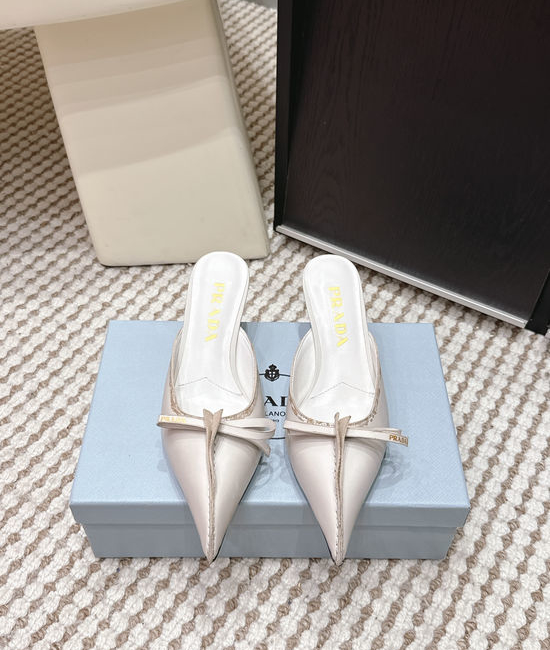 Prada Vintage Pointed Toe Bow Decor Low Heel Leather Mules