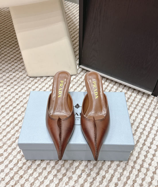 Prada Vintage Pointed Toe Bow Decor Low Heel Leather Mules