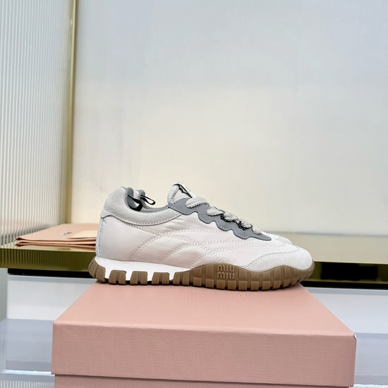 Miu Miu Vintage Style Color Block Casual Comfort Sneakers