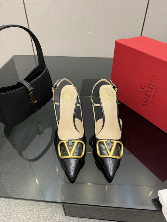 Valentino Bow Decor Low Heel Sandals Soft Sheepskin Insole Comfortable