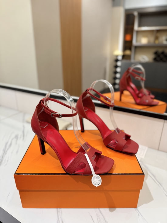 Hermes Elegant Palm Grain Leather High Heel Dress Shoes