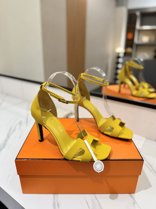 Hermes Elegant Palm Grain Leather High Heel Dress Shoes