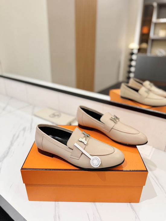 Hermes Classic Sheepskin Loafers Comfortable Soft Sole Casual Shoes