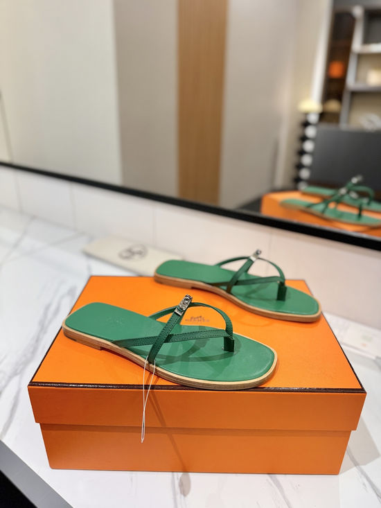 Hermes Classic Cowhide Leather Comfortable Slide Sandals