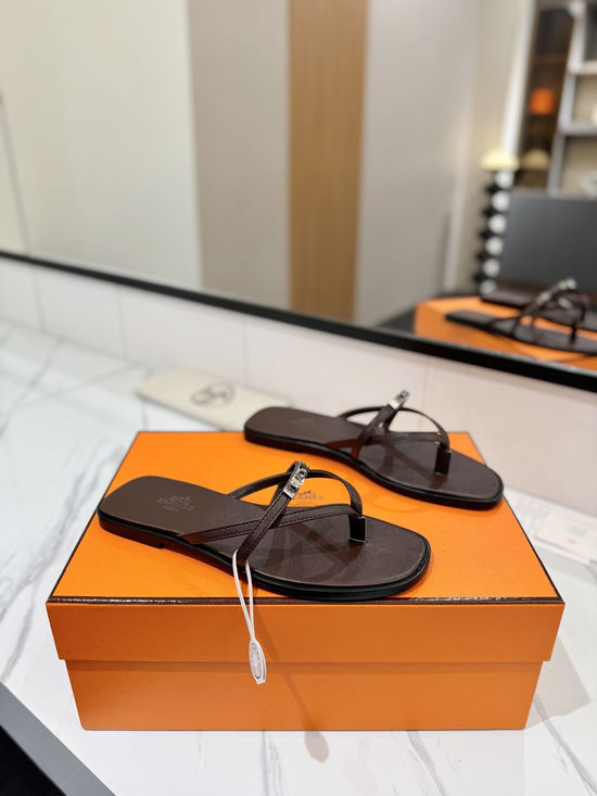 Hermes Classic Cowhide Leather Comfortable Slide Sandals