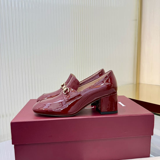 Gucci Shiny Leather Mid-heel Loafers with Decorative Buckle