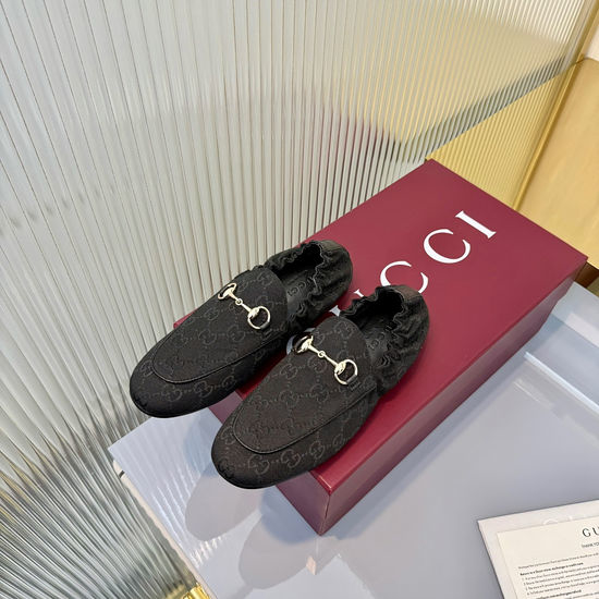 Gucci Patent Leather Slip-on Loafers with Classic Buckle