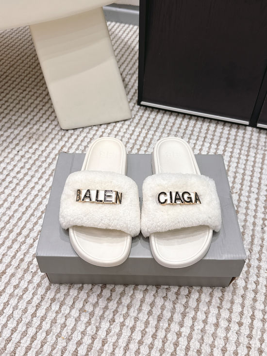 Balenciaga Plush Fleece Lined Warm Non-slip Indoor Outdoor Slippers