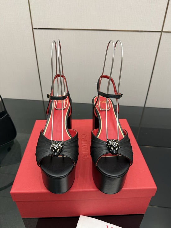 Valentino High Heel Classic Sandals Elegant Leg Lengthening Design