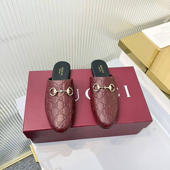 Gucci Elegant Embellished Leather Flat Mule Loafer