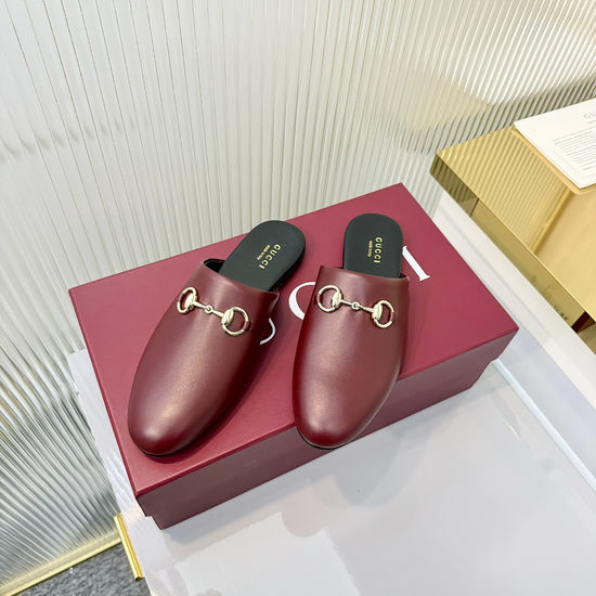 Gucci Elegant Embellished Leather Flat Mule Loafer