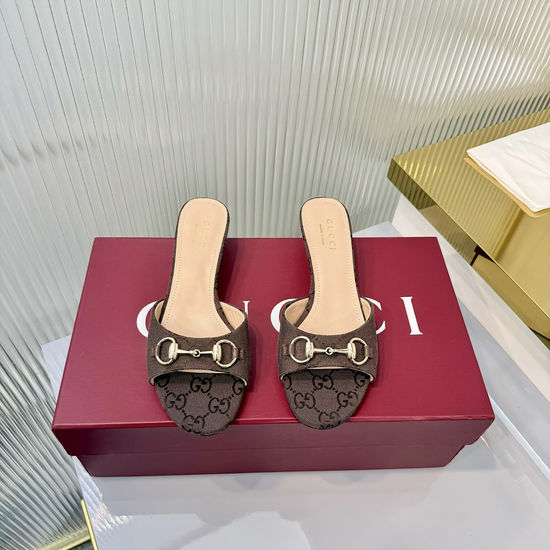 Gucci Classic Buckle Decor Canvas Comfortable Low Heel Sandals