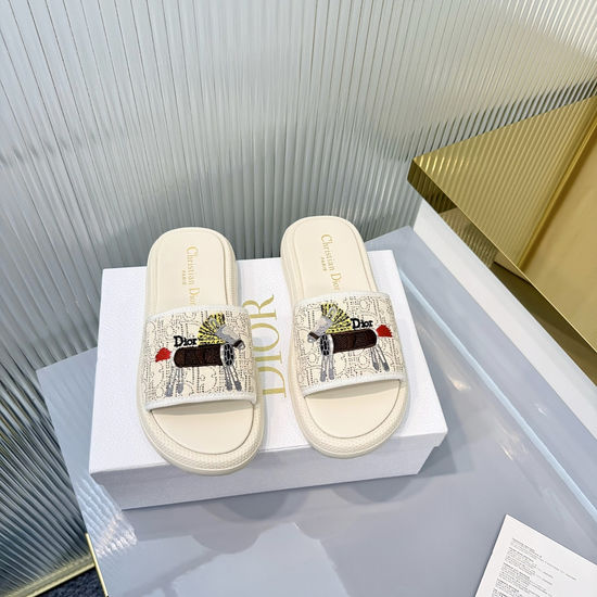 Christian Dior Embroidered Thick Sole Comfortable Slides Lightweight Design