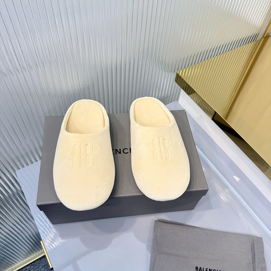 Balenciaga Casual Non-Slip Velvet Leather Mule Slippers