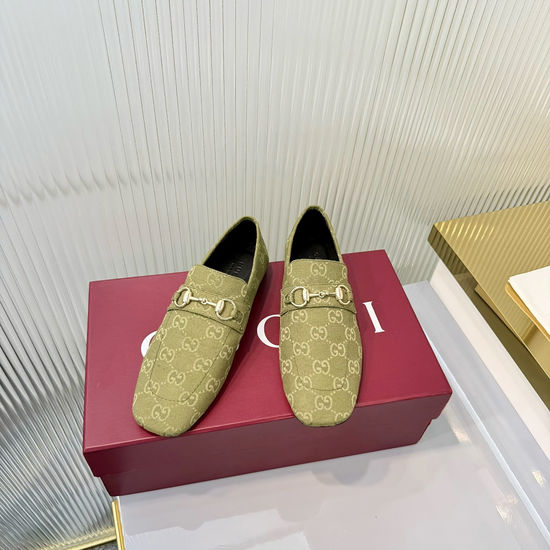 Gucci Classic Metal Accent Leather Loafer Flats