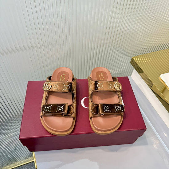 Gucci Adjustable Strap Casual Slide Sandals with Hardware