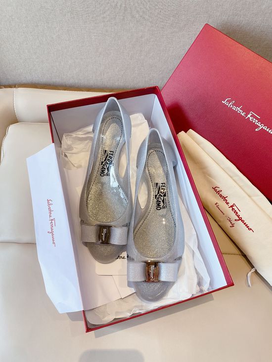Louis Vuitton Soft Durable Jelly Shoes with Supportive Insole
