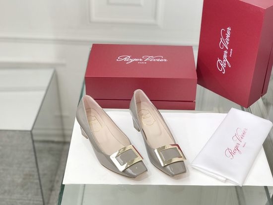 Roger Viver RV Patent Leather Buckle Low Heel Pumps