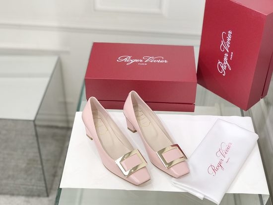Roger Viver RV Patent Leather Buckle Low Heel Pumps