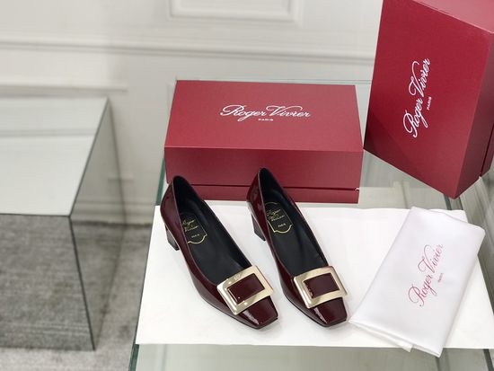 Roger Viver RV Patent Leather Buckle Low Heel Pumps