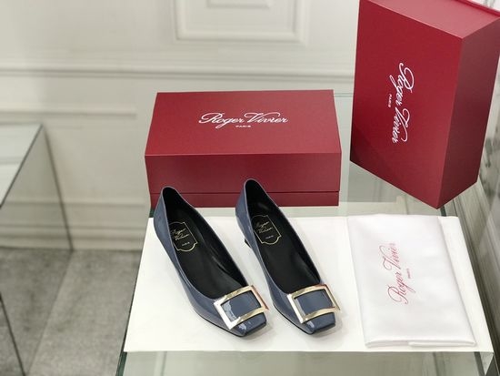 Roger Viver RV Patent Leather Buckle Chunky Heel Pumps