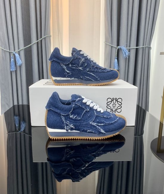 Loewe Classic Comfortable Casual Training Shoes with Premium Materials