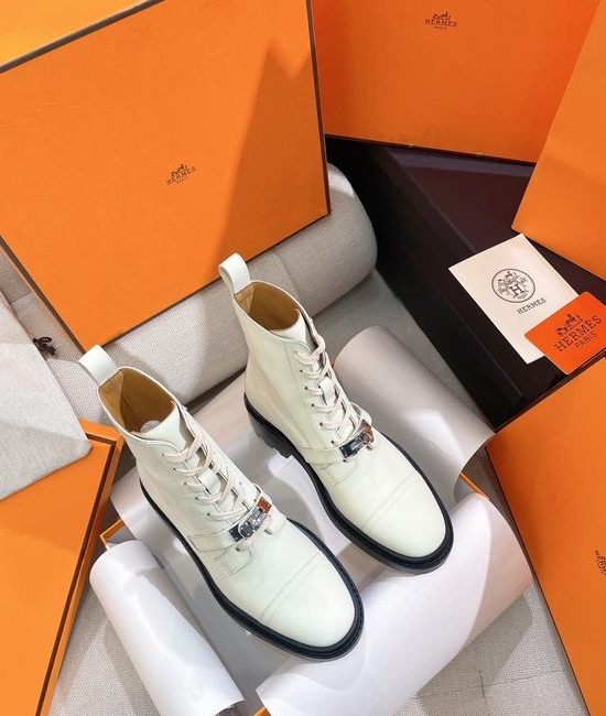 Hermes Buckle Decor Non Slip Flat Ankle Leather Boots