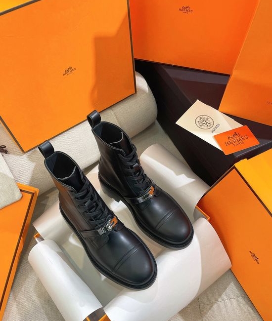 Hermes Buckle Decor Non Slip Flat Ankle Leather Boots