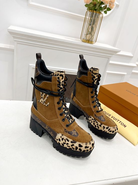 Louis Vuitton Stylish Logo Chelsea Boots Slim Fit Comfortable Casual Daily
