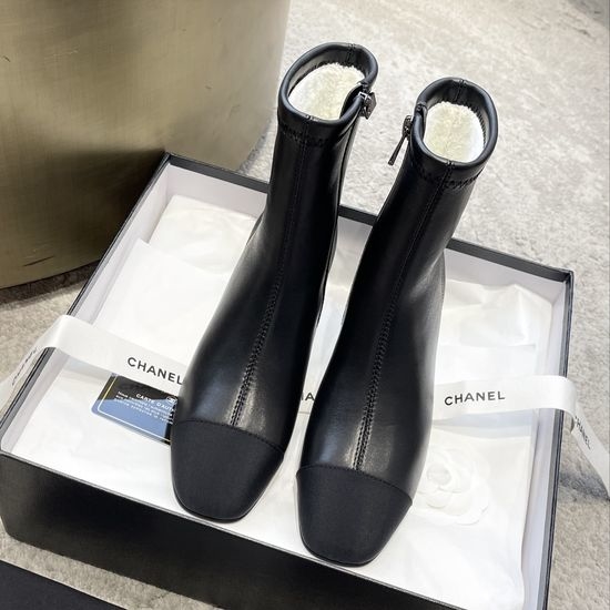 Chanel Lined Warm Chunky Heel Elastic Boots