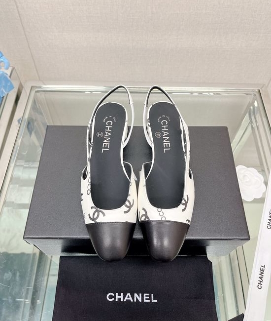 Chanel Classic Two-tone Printed Sheepskin Slingback Sandals