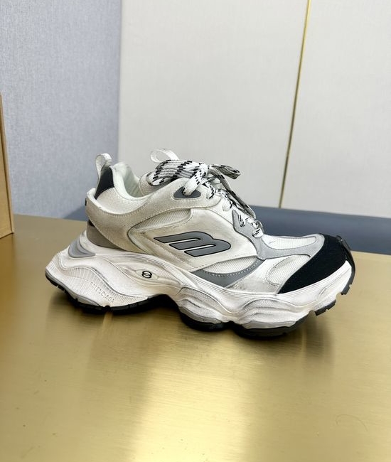 Balenciaga Chunky Sneakers Breathable Mesh Upper Lightweight Non-slip Sole