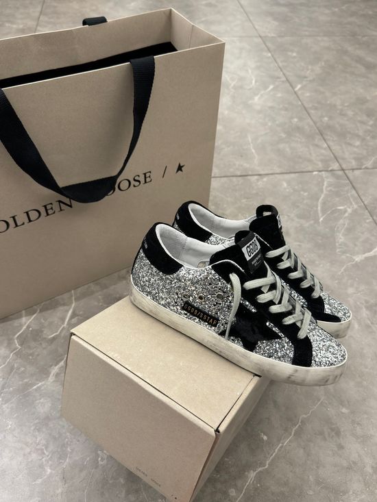 Golden Goose Premium Distressed Fashion Sneakers Comfortable Durable Daily Footwear