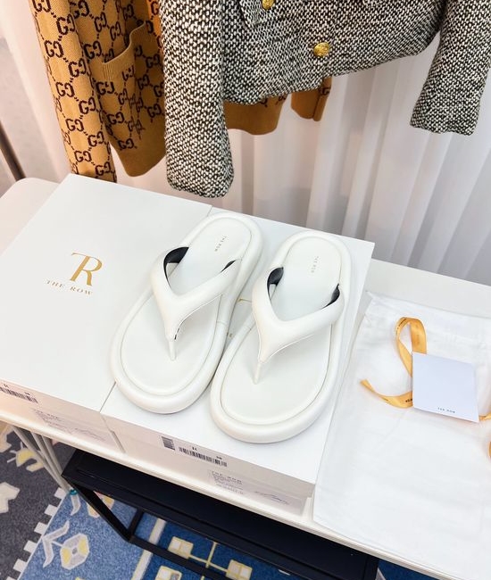 The Row Cushioned Thick Sole Thong Slide Slippers Soft Non Slip