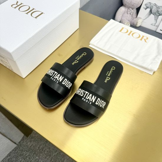 Christian Dior Embroidered Leather Comfortable Stylish Slide Sandals