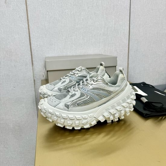 Balenciaga Distressed Platform Casual Shoes Durable Wear-resistant Sole