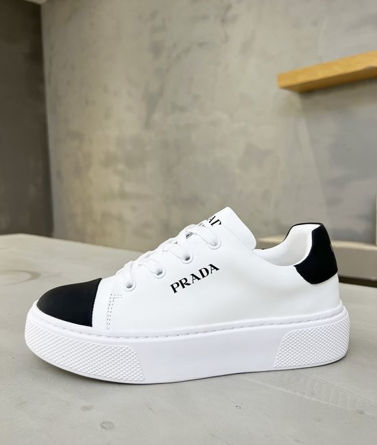 Prada Classic Elegant Leather Comfortable Casual White Shoes